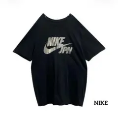 NIKEJPNナイキTシャツシルバーメタルロゴスウォッシュプリントデザイン