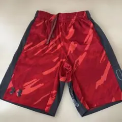 UNDER ARMOUR HEATGEAR ショートパンツ YLG レッド