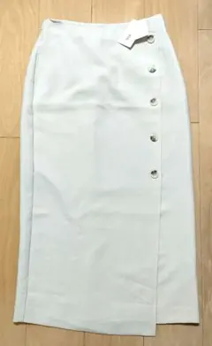 【新品未使用】Vis タイトスカート ボタン付き ベージュ ウエストバッグゴム