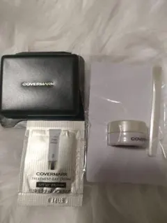 カバーマークフローレスフィット ジュエリーファンデーション