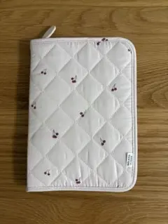 gelatopique チェリー柄　母子手帳ケース