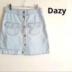 デイジー♡DAZY　 スカート　デニムスカート　ボタン　膝上のサムネイル