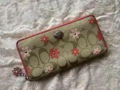 COACH 長財布 シグネチャー 花柄 ラウンドファスナー ピンク