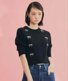 ファーファー　FURFUR リボン刺繍ニットトップのサムネイル