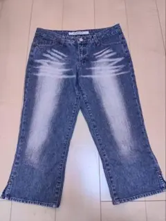 ローライズワイドフレア膝下パンツ