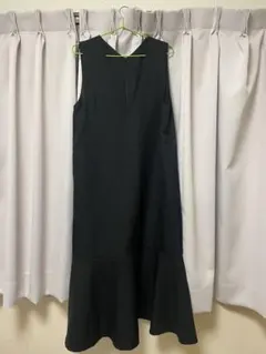 GU マーメイドジャンパードレス　ブラック