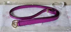 ピンク 合成皮革 ストラップ ゴールド金具