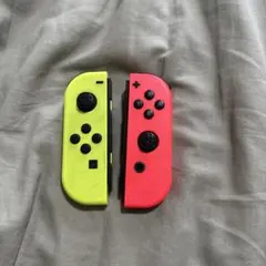Nintendo Switch Joy-Con ネオンイエロー/レッド