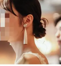 ホワイトタッセルパールイヤリング