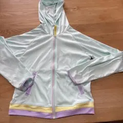 女の子　ラッシュガード　140㎝