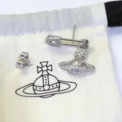 Vivienne Westwood オーブ フープピアス 片耳用 - メルカリ