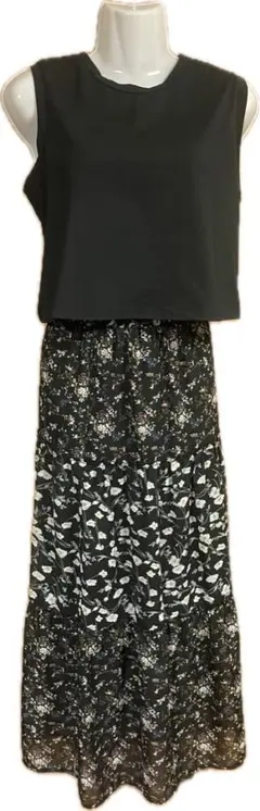 ミ*ン様 花柄フリルロングスカート 黒