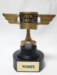 カーズランド　ピストンカップトロフィー 米CARS LAND 限定 ピストンカップ マグネット オーナメント 2020