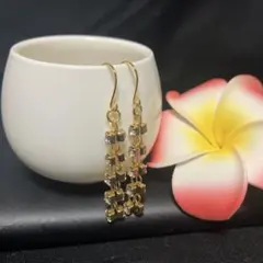 NO.80 クリスタルチェーンピアス