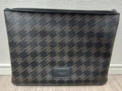 【即買い歓迎】美品　COACH コーチ　PVC クラッチバッグ 千鳥柄