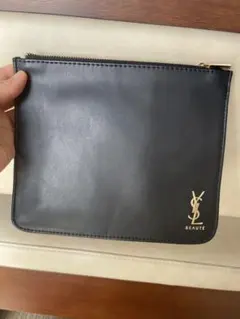 YSL BEAUTE 黒 レザーポーチのサムネイル