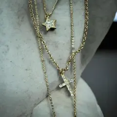 星と十字架のゴールドトーン3連ロングネックレス