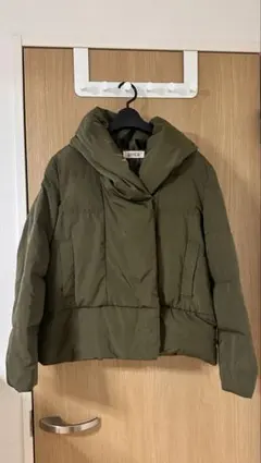 オリーブ ダウンジャケット サイズ9