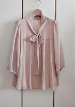 リボン付きピンクシフォンブラウス 七分袖