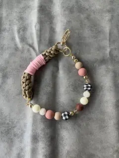 ハンドストラップ　ビーズストラップ　パラコード　ハンドメイド　春の新作