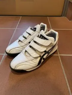 アシックス　野球トレーニングシューズ