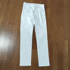 ホワイト ストレートデニム