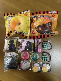 鬼退治 和柄 雑貨セット 缶バッジ 消しゴム ヘアゴム キーホルダー スクィーズ