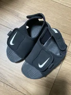 Nike キッズブラック サンダル