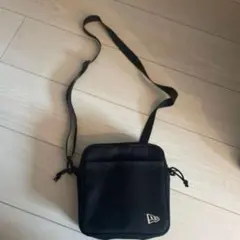 New Era ショルダーバッグ ブラック