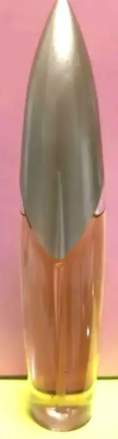 ナオミキャンベル オーデトワレ 30mlのサムネイル
