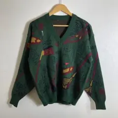 ゴルフモチーフ Vネックセーター 100%ウール（ユニセックス）