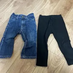 デニムパンツとブラックレギンス2点セット