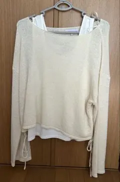 長袖ニットと白のキャミソールのセット　Lサイズ　アイボリー　レディース