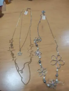 ネックレス(星・花)　2点セット