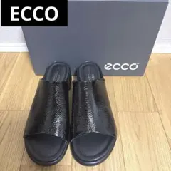 新品未使用 ECCO サンダル ブラック　本革のサムネイル