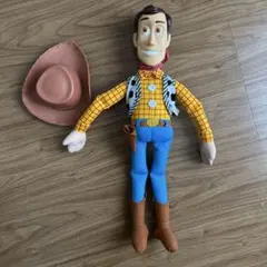 トイストーリー　ウッディー　人形