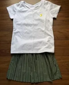 プリンステニスウェア　上下セット　ホワイトシャツとカーキスコートセット