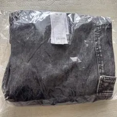 プニュズ　ブラックカーゴデニムパンツ新品のサムネイル