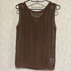 アリシアページボーイ 茶色ニットトップス