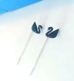 ほぼ新品 SWAROVSKI Iconic Swan ピアス スワロフスキー