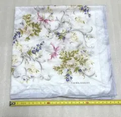 ローラーアシュレイ　LAURA ASHLEY ハンカチ　薄紫　花柄