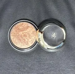 GUERLAIN ハイライティングパウダーのサムネイル