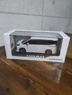 トヨタ博物館正規購入品】新型 NOAH プラチナホワイトパールマイカ