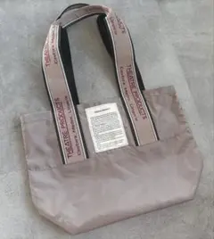 Item thumbnail for item 0a5ba130-93a0-4cfd-b52d-ba9fd2049fa2