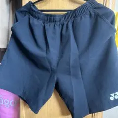 YONEX 黒 ハーフパンツ