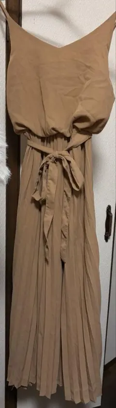 即購入⚪︎CECILMCBEEセシルマクビーキャミワンピース プリーツスカート茶色