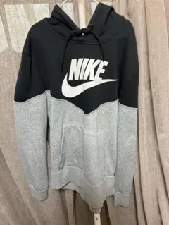 NIKE パーカー L