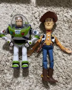 バズ・ライトイヤー、ウッディ(リミックス版)リアルサイズトーキングフィギュア