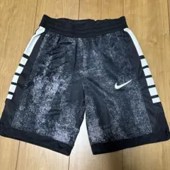 Nike DRI-FIT ハーフパンツ Mサイズ