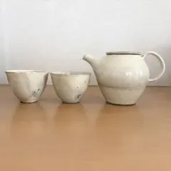 城 進さんのうつわ ✧*。 白灰釉 急須と湯呑み2個のサムネイル